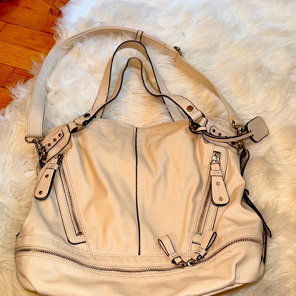 Jessica Simpson hand bag